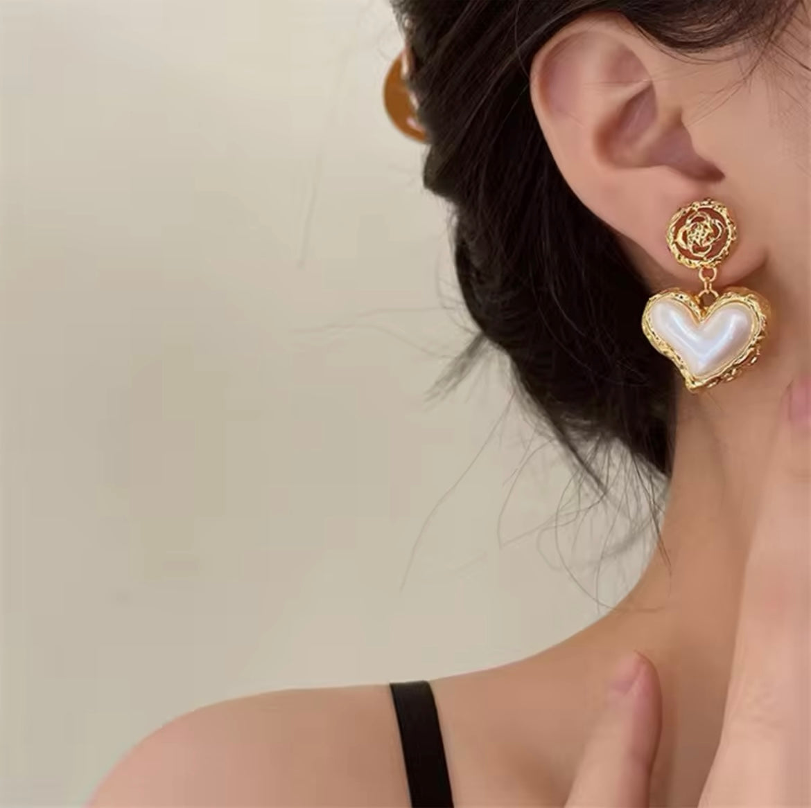 PEARL ROSE| Heart Drop Earrings| Elegant Jewellery for Women| Pearl Earrings UK| Heart Shaped Earrings|Pearl Gold Earrings|Gifts For Her